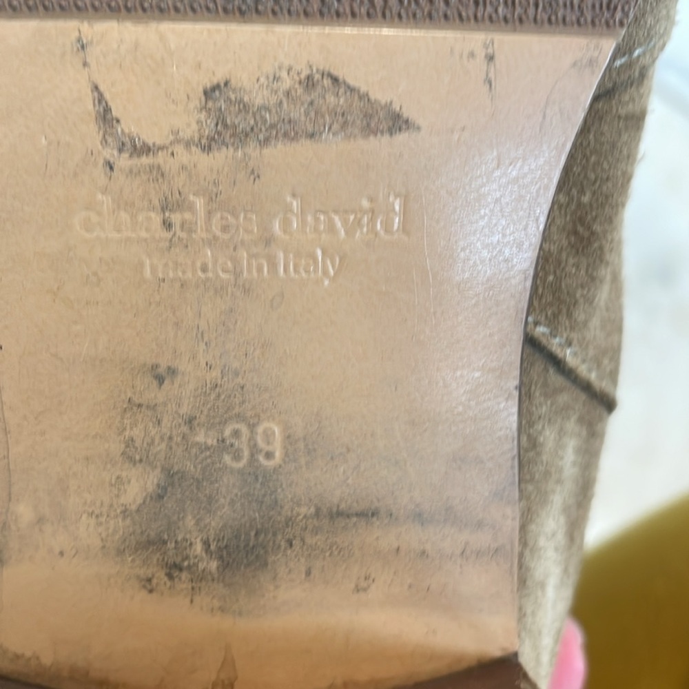 Charles David, Italian leather ankle boot - Picture 10 of 10